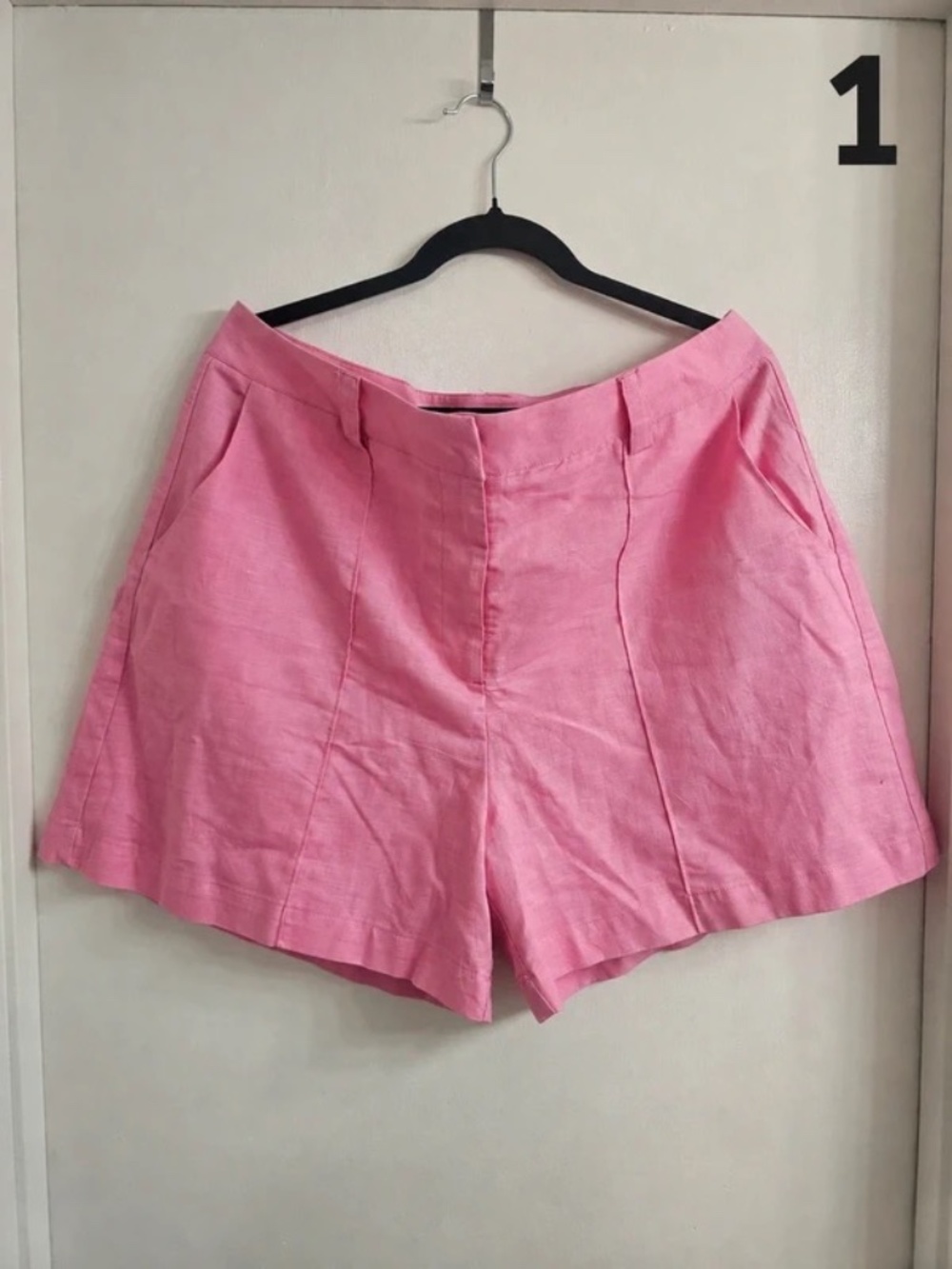 Women’s Pink Linen Blend High-Waisted Shorts